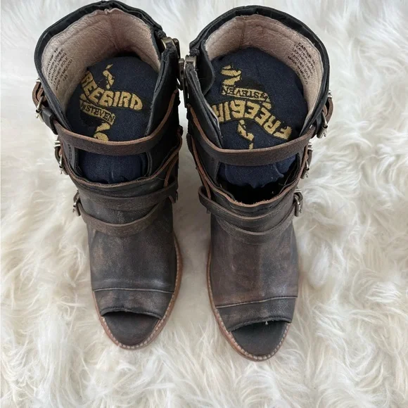 Freebird by Steven Carter Size 10 - Picture 3 of 6